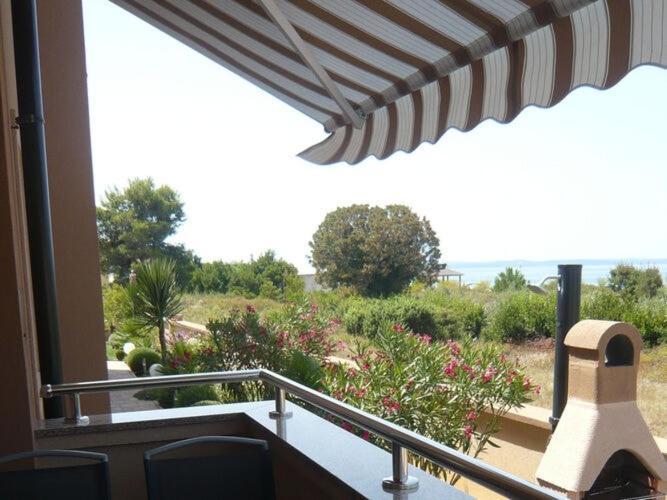 Apartments Jasna In Zaton Near Nin, Near The Beach Екстериор снимка